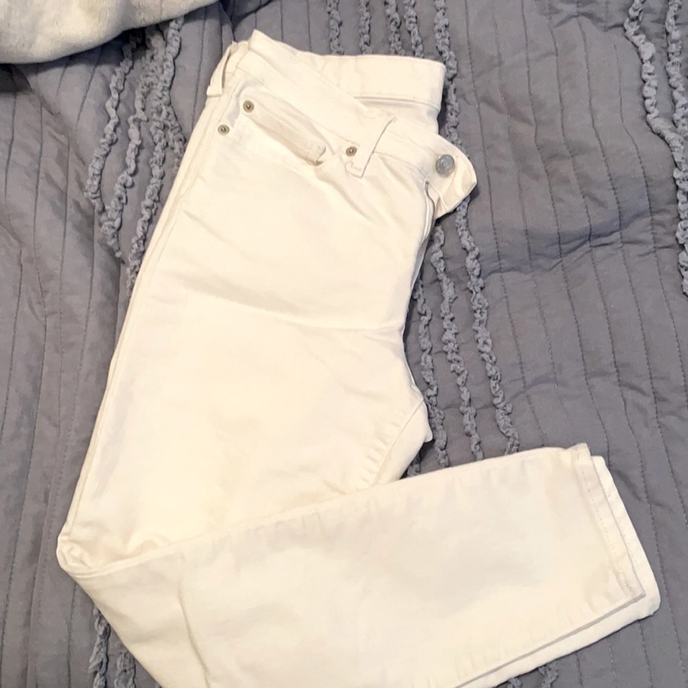 GAP non distressed white jeans